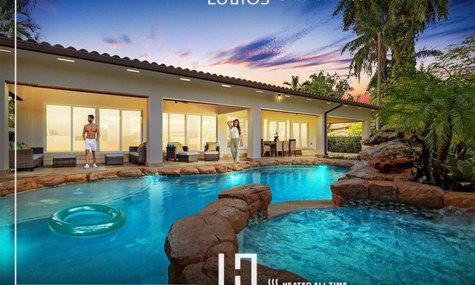 Miami Shores House | Paradise Near Beach-Downtown w/Heated pool/Mini Golf & BBQ