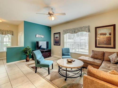 Loughman House | Paradise Palms Resort, Just Minutes From Disney!