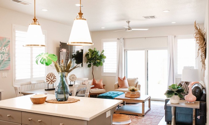 Washington Fields House | 🌴Paradise Place🌴 - Palm tree getaway fit for families!
