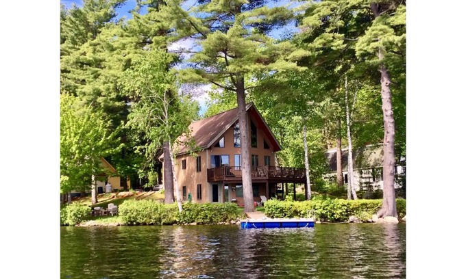 Raymond House | Paradise Point on Panther Pond