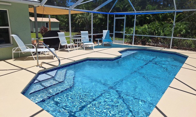 Vero Beach House | 🍹🌞 Paradise Retreat! Heated Pool, Near Beaches!