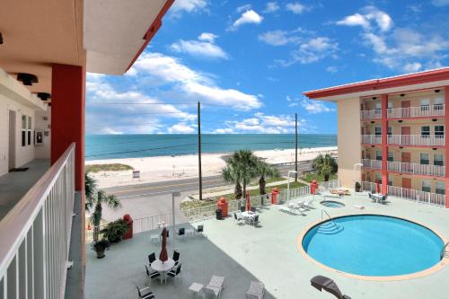 Mexico Beach Apartment | Paradise Shores 310 by Pristine Properties Vacation Rentals