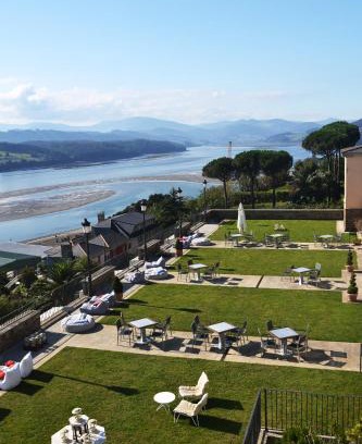 Figueras (Castropol) Hotel | Parador de Ribadeo
