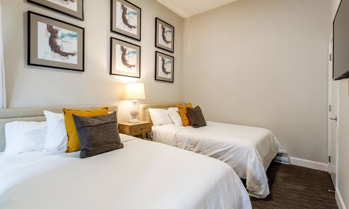 Mile End Apartment | Parc Lofts