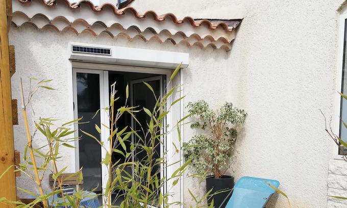 Roquefort-la-Bedoule Bed & Breakfast | Parental suite of 17m2 + south terrace