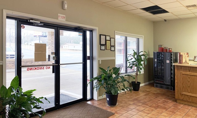 Paris Hotel | Paris Inn and Suites