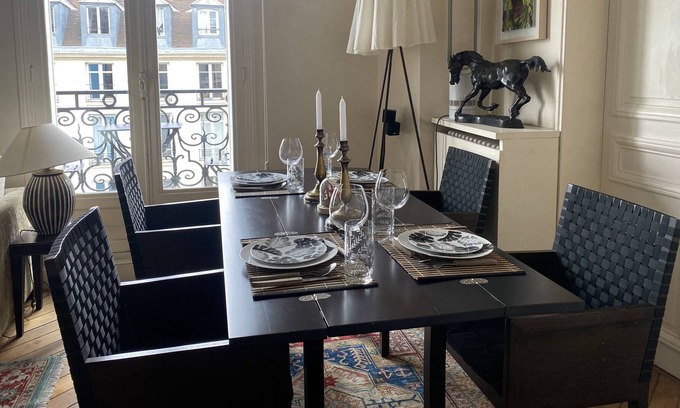Saint-Germain-des-Pres Apartment | Paris - The heart of Saint-Germain des Près