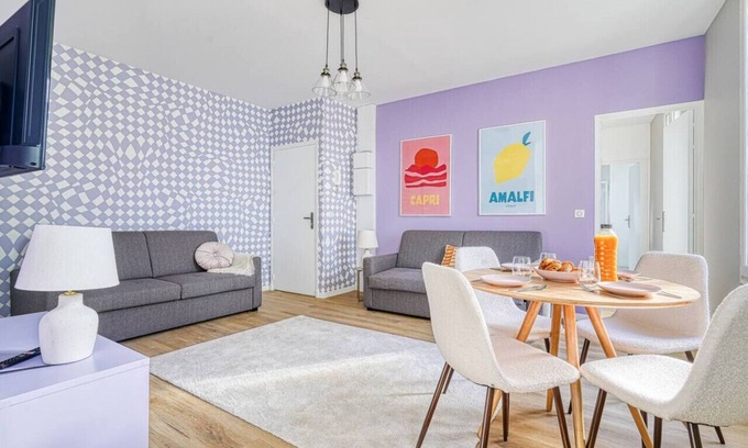 Petit-Ivry Apartment | Parisian apartment Porte d'Ivry