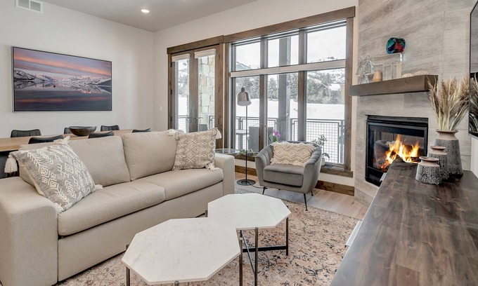 South Snyderville Basin Condo | Park City Cabriolet Mountain Rental