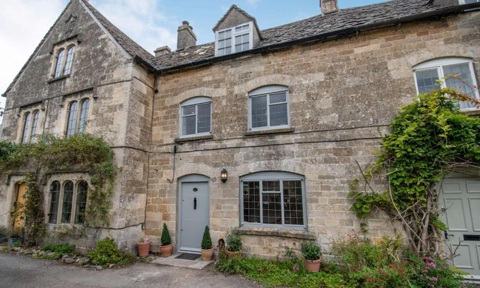 Minchinhampton House | Park Cottage