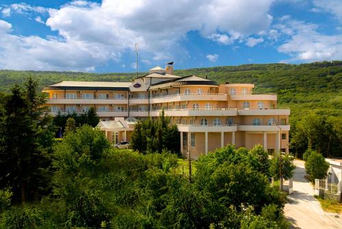 Golden Sands Hotel | Park hotel Bellevue