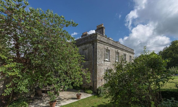 Holworth House | Park House