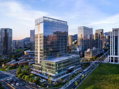 Hangzhou Hotel | Park Inn by Radisson Hangzhou Fuyang Wildlife