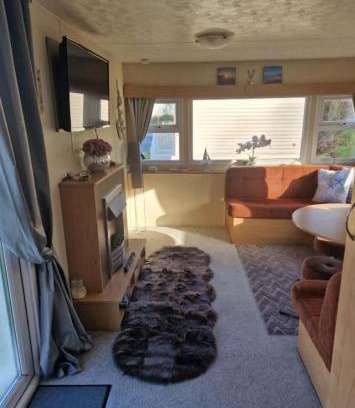 Borth House | Parkdean Escape Coastal Comfort in Borth Spacious 3 Bedroom Family Getaway