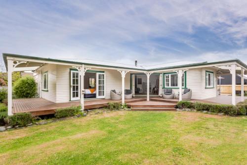 Greytown House | Parkview Villa - Greytown