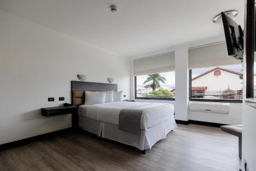 Hospital Hotel | Parque del Lago Boutique Hotel