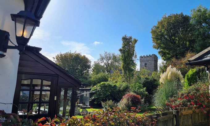 Germansweek Cottage | Parsley Cottage