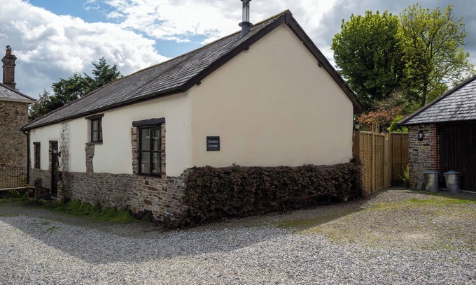 Germansweek Cottage | PARSLEY COTTAGE, pet friendly, with open fire in Halwill Junction