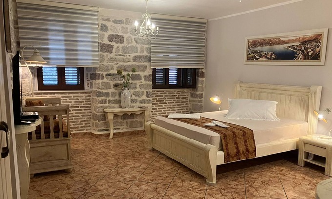 Kotor Old Town Hotel | Parteli Apartments