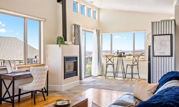 Paso Robles Apartment | Paso Robles Experience -Video Tour- EV Charging free