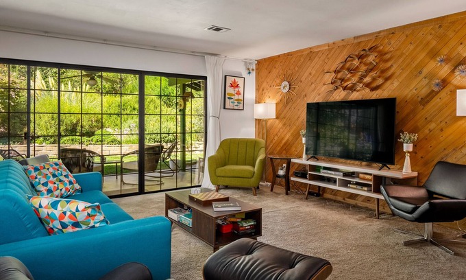 Atascadero House | Paso Wine Country Mid Century Modern Retreat!nn
