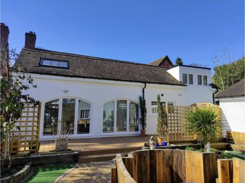 Church Stretton House | Pass the Keys A unique and cosy cottage - optional hot tub