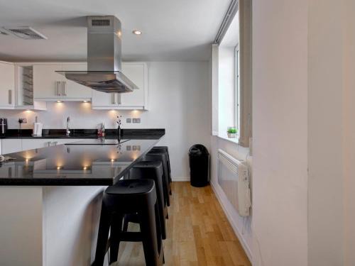 Trafford Apartment | Pass the Keys Bright & Stylish Apartment in Altrincham
