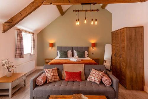 Broseley Apartment | Pass the Keys Clenchacre Mews at The Iron House