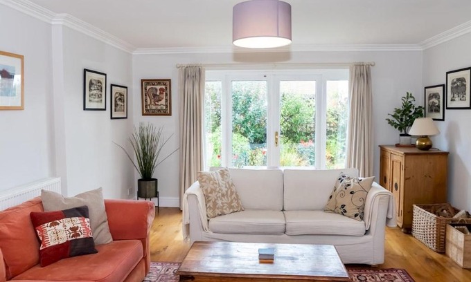 Wells House | Pass the Keys Gorgeous 3 Bedroom home in Wells