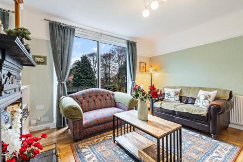 Acomb House | Pass the Keys Lovely Home in York with Parking