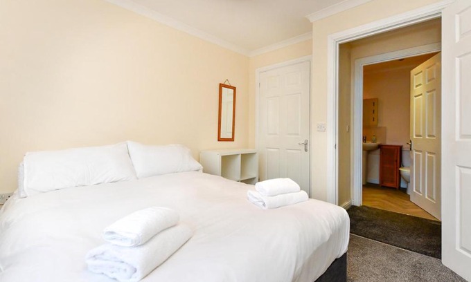 Adamsdown Apartment | Pass the Keys Perfectly located 1 bed flat
