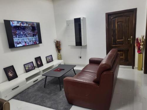 Accra Apartment | Pat Deluxe