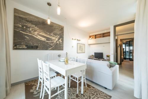 Iseo Apartment | Patio 15