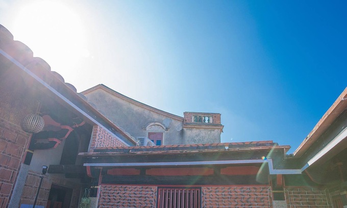 Ou-ts'o Bed & Breakfast | Patio Moonlight B&B