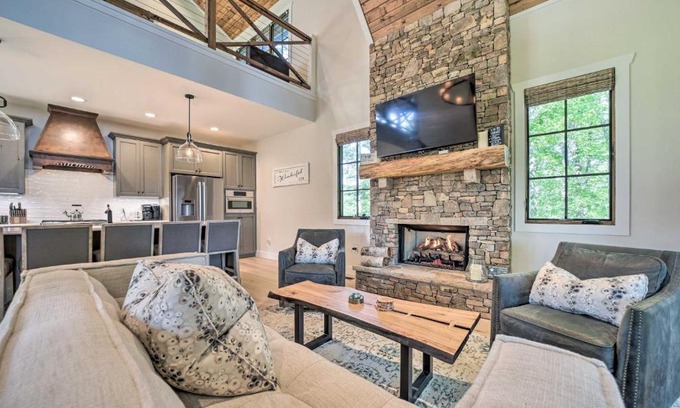 Glenville House | Patio with Fireplace Glenville Resort Retreat!