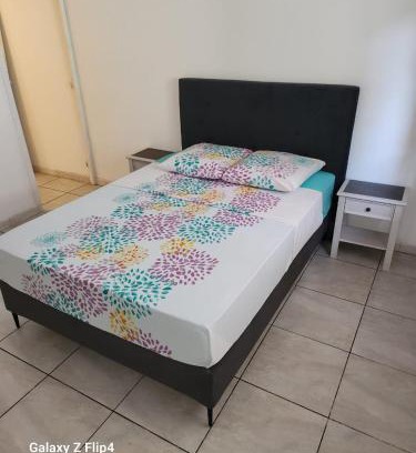 Tartane Apartment | Patoulocation