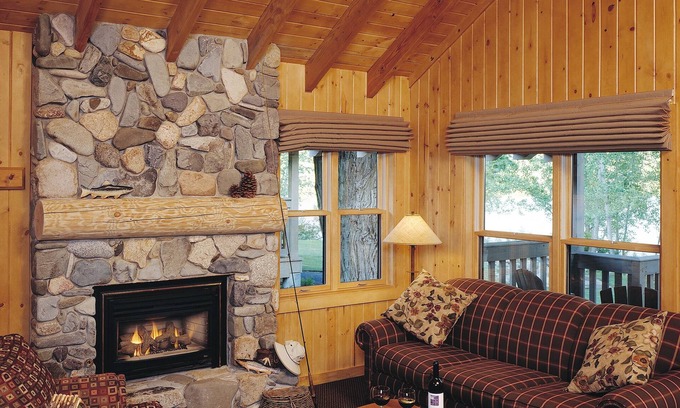 Winthrop House | Patterson Lake Cabin - 1 Queen/1 Queen Murphy/1 Twin