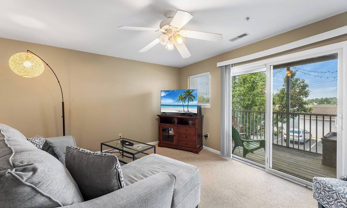 Ocean View Apartment | Pavillions 309 condo in Ocean View