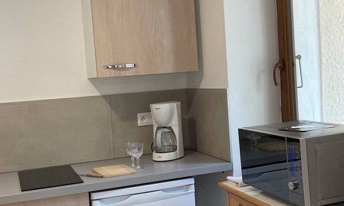 Chateauneuf-du-Rhone Apartment | Pavillon de l'Etang