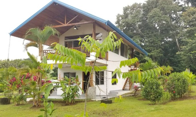 Pavones House | Pavones Estate - 4 Separate Units, 12 beds, Modern, Clean, AC, Hot Water, Wi-Fi.
