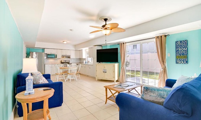 Pawleys Island House | Pawleys Island Retreat - Golf Cart Included!