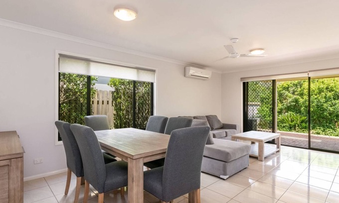 Yamba Villa | Paws on Pippi | Beautiful Pet-friendly