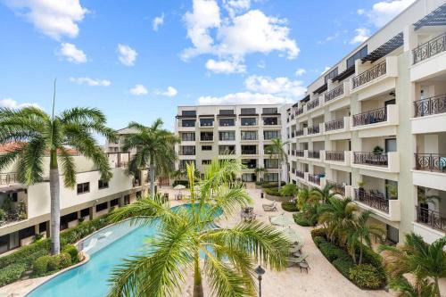 Washington House | PC312 - Pool View - 1BR Perfect for a couple - Close to Palm Beach