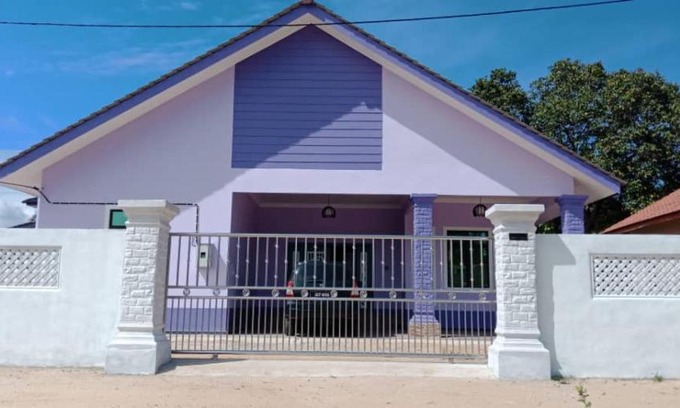 Keladong House | PCB PURPLE GUEST HOUSE