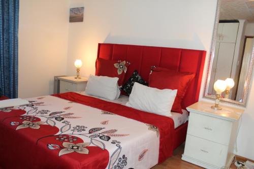 Trawal House | Peace Accommodation