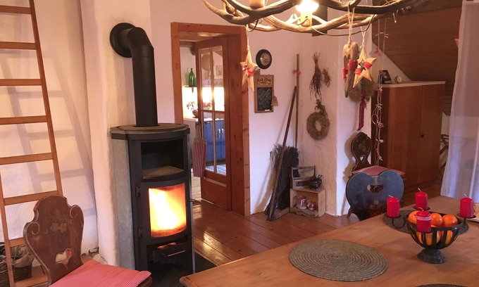 Oberthingau Other | Peace and quiet in the Allgäu :Quaint and romantic. Vacation apartment under the roof