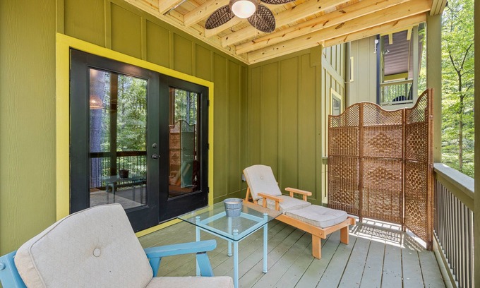 Horse Shoe Ski Chalet | Peace Pad