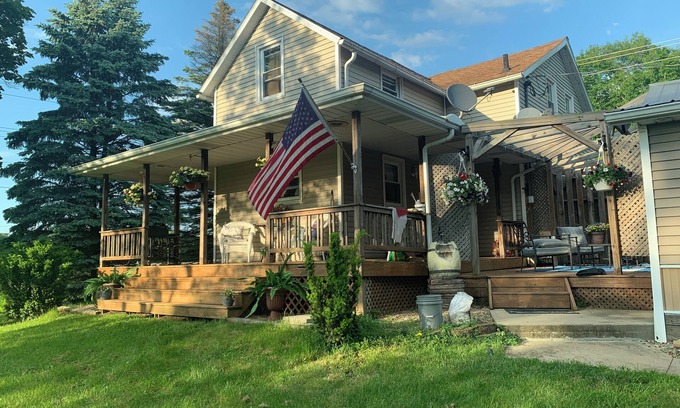 Lexington Other | Peaceful, 150 yr old country farmhouse just 1.5 miles from Mid-Ohio racecourse!
