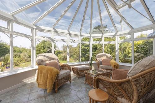 Eastington House | Peaceful 3-Bed Cottage in Eastington