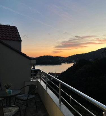 Stikovica Apartment | Peaceful apartment near the beach - Sole